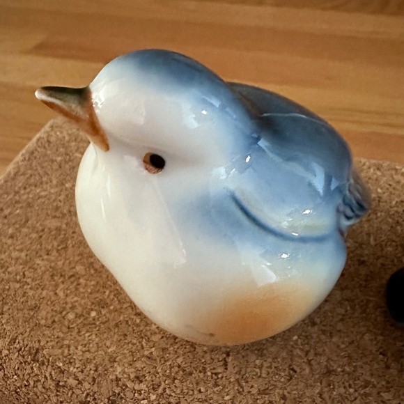 Pair of Robin Figurines Bone China by Ardalt Taiwan - Picture 4 of 8